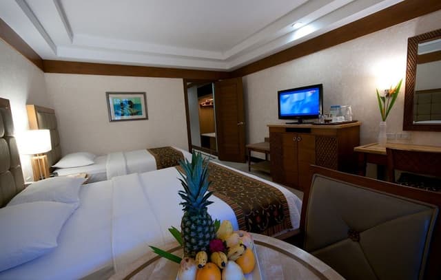 FAMILY ROOM STANDARD