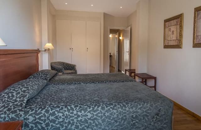 APARTMENT CAPACITY 2