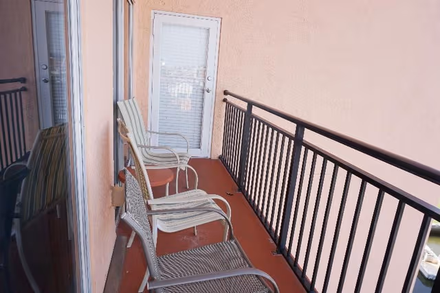 APARTMENT ONE BEDROOM
