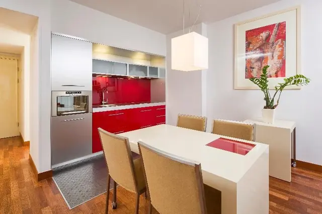 SUITE ONE BEDROOM