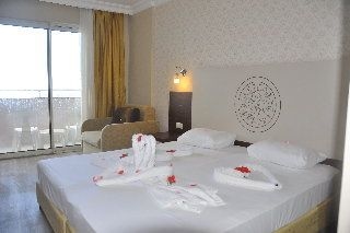 Holiday Point Hotel & Spa0