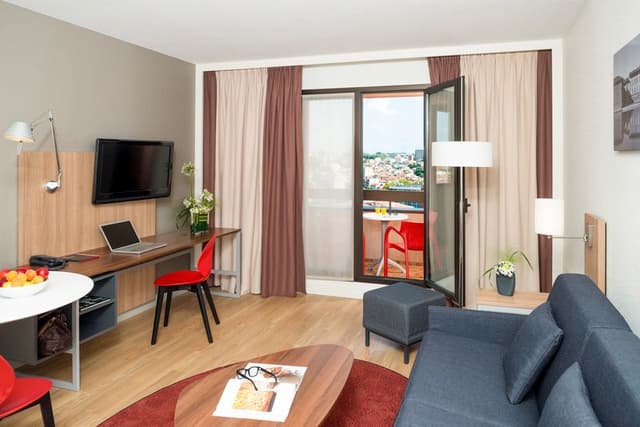 APARTMENT CAPACITY 4