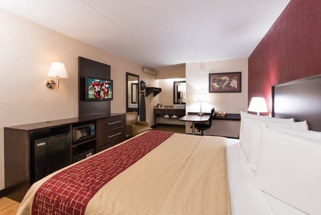 DOUBLE SUPERIOR KING BED