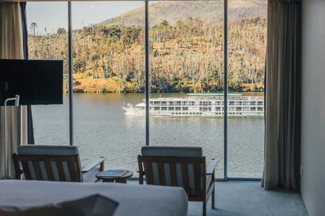 DOUBLE RIVER VIEW