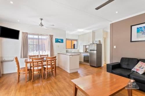 Deluxe Family Suite