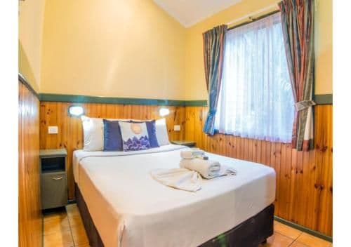 Deluxe Chalet with Spa Bath