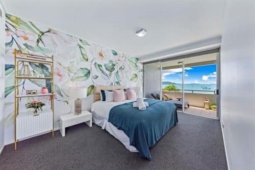 2 Bedroom 2 Bathroom Superior Waterfront Apartment