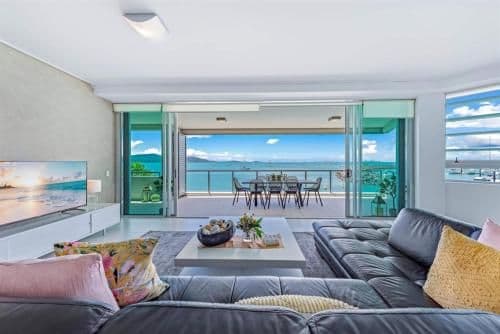 2 Bedroom 2 Bathroom Superior Waterfront Apartment