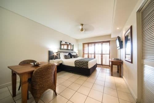 Three-Bedroom Two Bathroom Apartment with Sea View