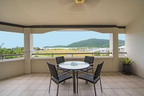Three-Bedroom Two Bathroom Apartment with Sea View