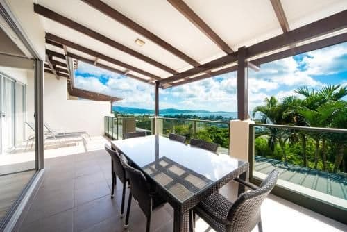 One-Bedroom Apartment with Ocean View