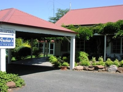 Best Western Moore Park Inn0