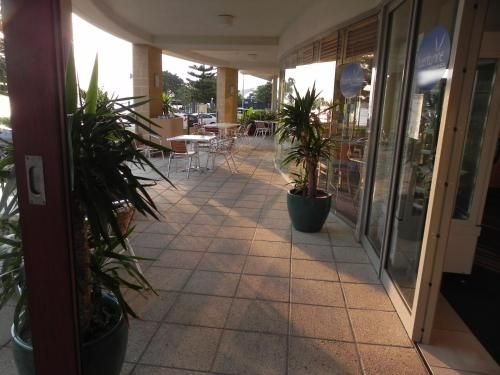Riverside Holiday Apartments3