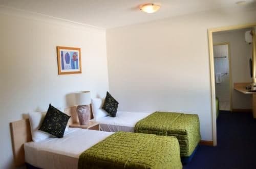 Deluxe Suite