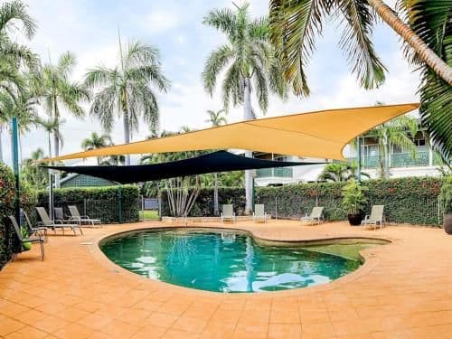 Deluxe Three-Bedroom Villa with Spa Bath