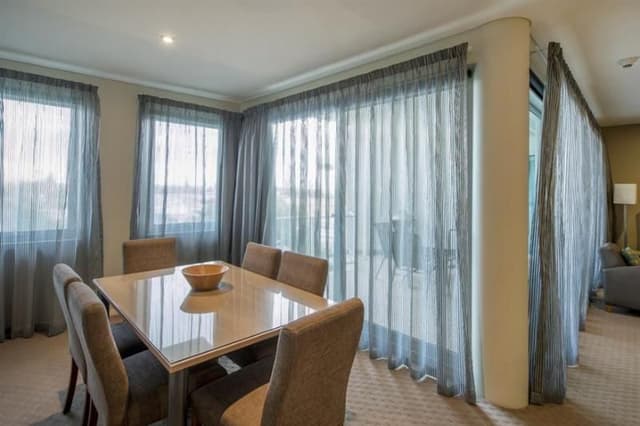 APARTMENT THREE BEDROOMS