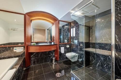 Boutique Suite