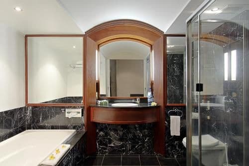 Boutique Suite