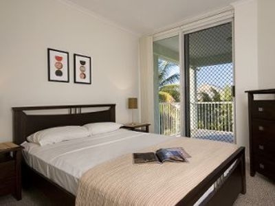 ออน เดอะ บีช ฮอลิเดย์ อพาร์ตเมนต์ส (On The Beach Holiday Apartments)3