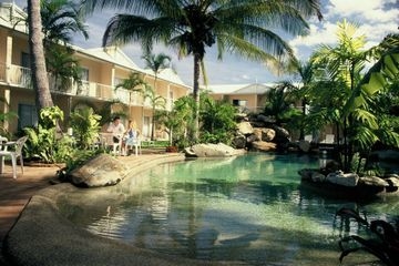 โรงแรมทรอปิก (Hotel Tropiq)2