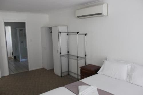 Three-Bedroom House - Pet Friendly, No Wifi