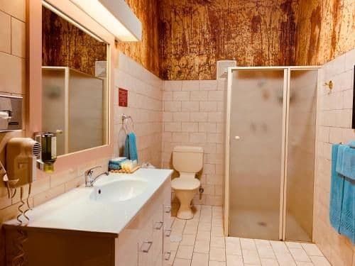 Double or Twin Room - Underground