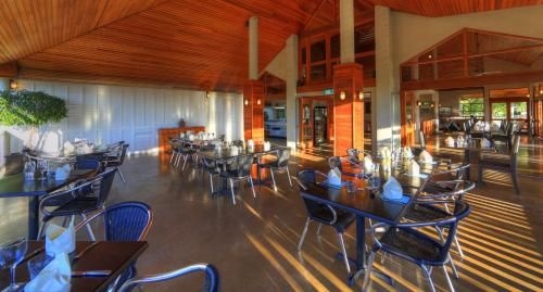 Sovereign Resort Hotel4