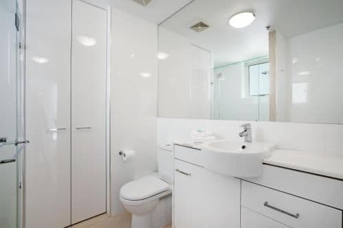 Luxury Three-Bedroom Apartment