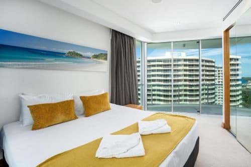 Luxury Three-Bedroom Apartment