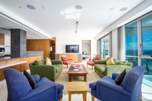 Luxury Three-Bedroom Apartment