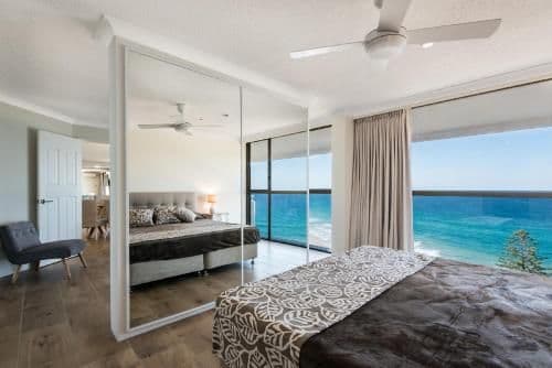 Luxury Three-Bedroom Apartment - Penthouse C