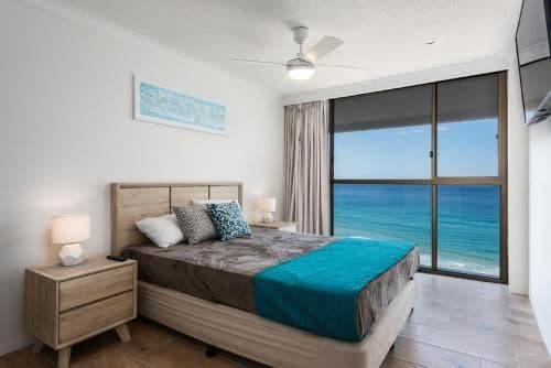 Luxury Three-Bedroom Apartment - Penthouse C