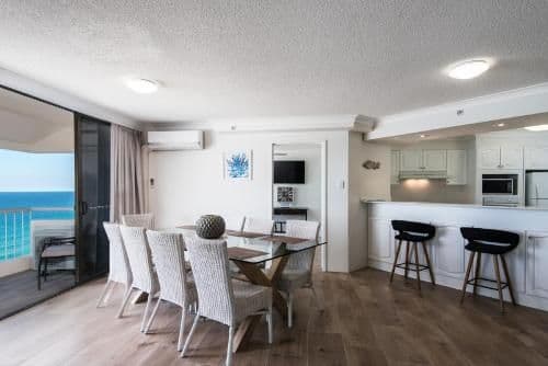 Luxury Three-Bedroom Apartment - Penthouse C