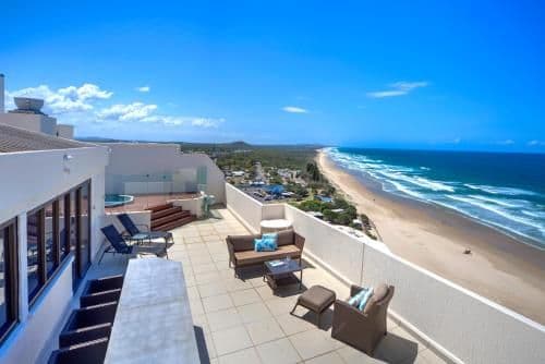 Luxury Three-Bedroom Apartment - Penthouse C