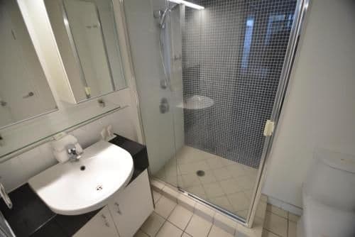 Deluxe Two-Bedroom Apartment with Pool View