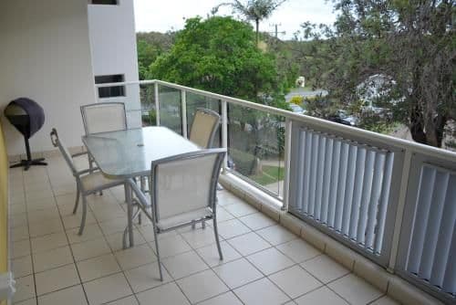Deluxe One-Bedroom Apartment