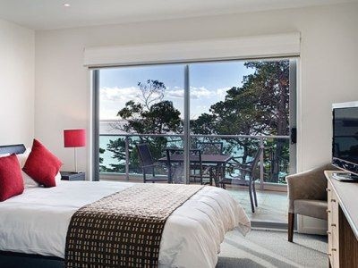 Waves Apartments2