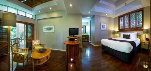 Green Island Resort1