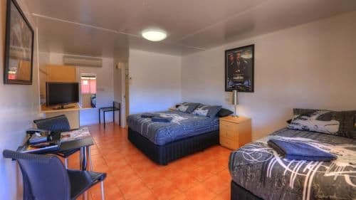 Standard Queen Room