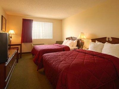 คอมฟอร์ท อินน์ บิชอปส์ ลอดจ์ (Comfort Inn Bishops Lodge)4