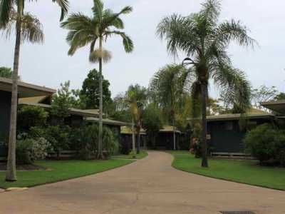Sanctuary Lakes Beach Resort2