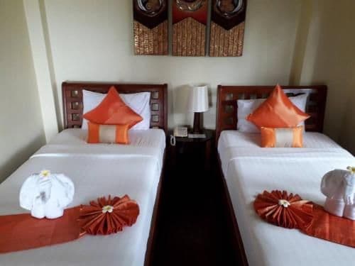 Deluxe Hill Top Twin Room