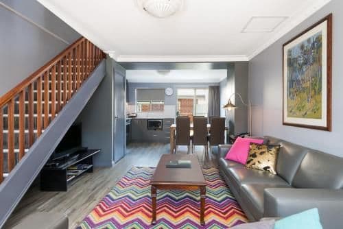 Two-Bedroom Townhouse with Two Queen Beds