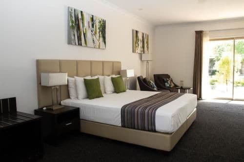 Poolside King Room