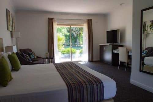 Poolside King Room