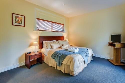Two-Bedroom Two-Bathroom Cottage (Adult Only) - Bass