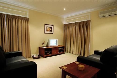 Two-Bedroom Cottage - Colquhoun