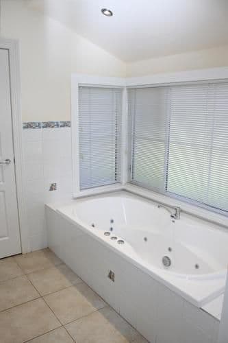 Two-Bedroom Cottage - Colquhoun