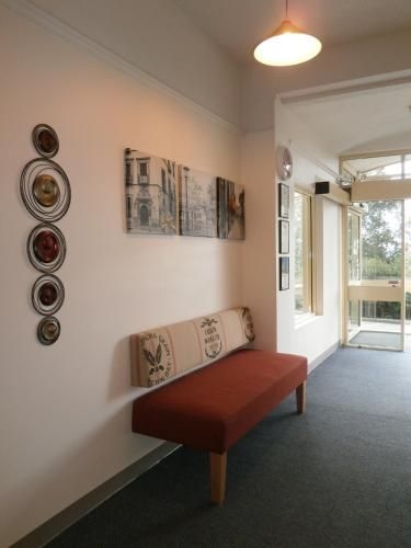 Adina Place Motel Apartments3