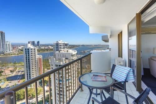 Superior One-Bedroom Apartment